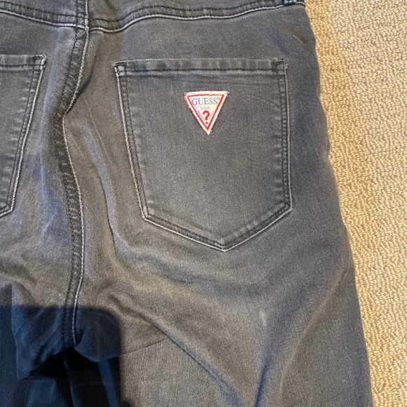 Guess Black Skinny Jeans - Size 28 - Picture 3 of 4